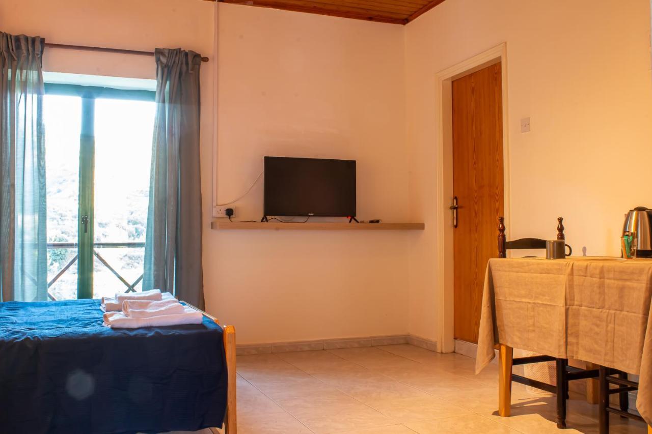 New Okella Hotel at Saittas Bagian luar foto
